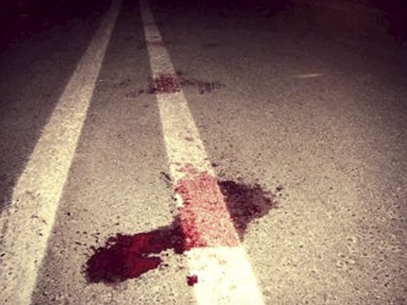 “BMW” ilə yolu keçmək istəyən piyadanı vurub öldürdü