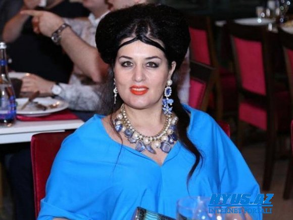 Elza Seyidcahan polisə şikayət etdi