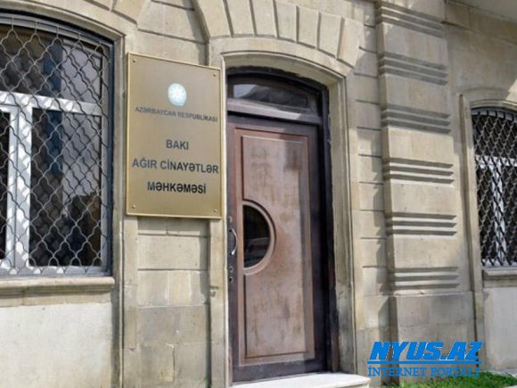 Keçmiş polis rəisi məhkəmədə özünü təqsirli bilmədi