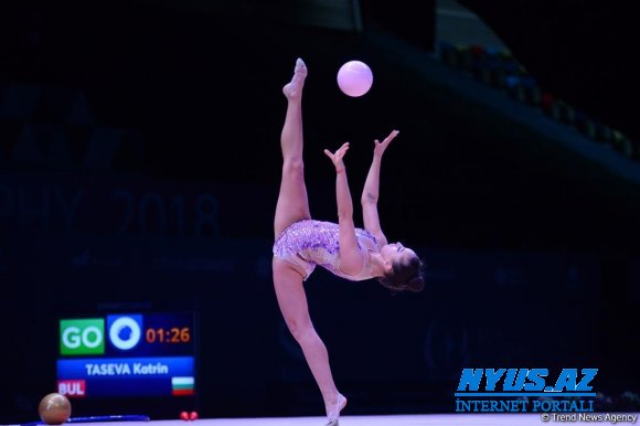 Bolqar gimnastlar Bakıda birinci oldular