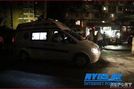 Bakıda kişi öz qolunu kəsib