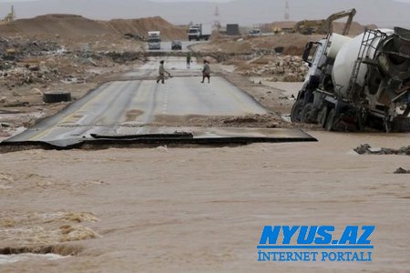 Omanda güclü qasırğa 7 nəfərin ölümünə səbəb olub, 8 nəfər itkin düşüb