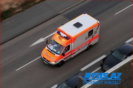Almaniyada mikroavtobus qəzaya uğrayıb, xəsarət alanlar var