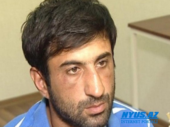 Azyaşlı qızları izləyir, binaların girişində onlara... - Bakıda seksual manyak tutuldu - VİDEO
