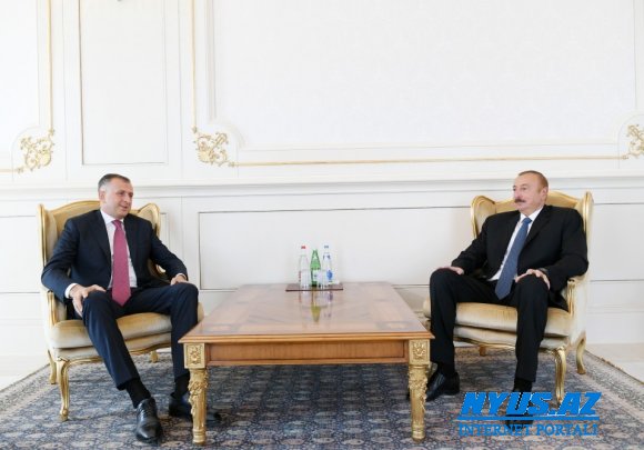 Prezident İlham Əliyev Gürcüstanın Azərbaycana yeni təyin olunan səfirinin etimadnaməsini qəbul edib