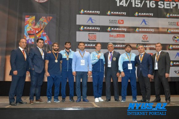 Karateçilərimiz Berlində medallar qazanıb - FOTO