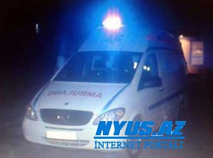 Qax sakini kürəkənini avtomobillə vurub xəstəxanalıq etdi