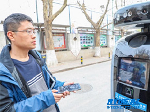 Çində robot keşikçi sınaqdan keçirilir