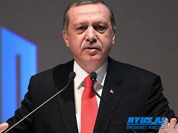 Ərdoğandan müğənnilərə xəbərdarlıq: Yaltaqlıq etməyin!