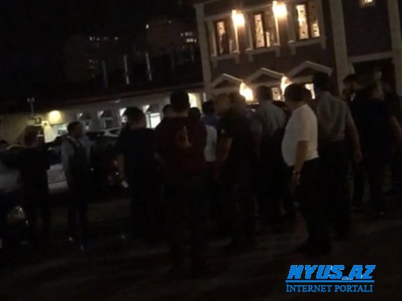 "Çanaqqala" restoranında kütləvi dava