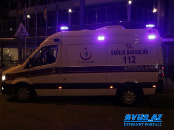 Türkiyədə yol qəzasında 3 nəfər yaralanıb