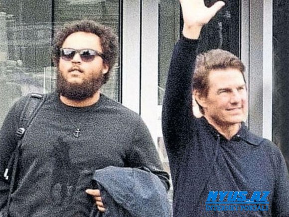 Tom Kruz hamıdan gizlətdiyi oğlu ilə görüntüləndi - FOTO