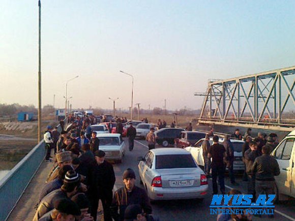 Rostov-Bakı mikroavtobusu qəzaya uğradı: yaralılar var