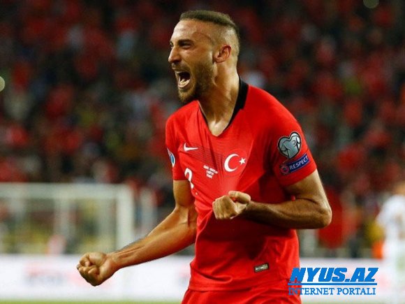Türkiyə millisində Cenk Tosun şoku