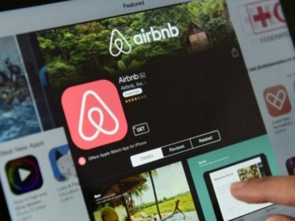 Yunanıstanın vergi departamenti "Airbnb" evlərin kirayə xidmətindən istifadə edənləri cərimələyə bilər