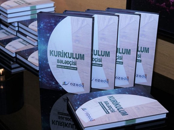 Müəllimlərin hava-su kimi axtardıqları kurikulum vəsaiti çap olundu - BP ilə ortaq layihə