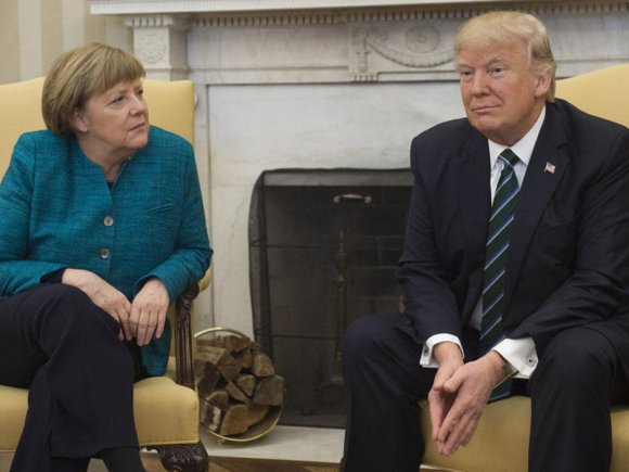 Merkel Trampla İran və İraq ətrafındakı vəziyyəti müzakirə edib
