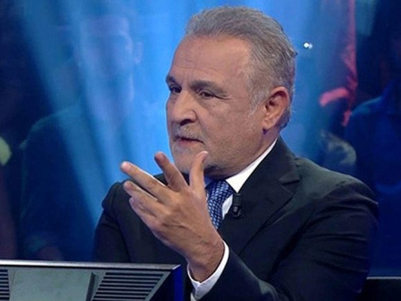 Məşhur türk aparıcı altı il sonra komadan ayıldı