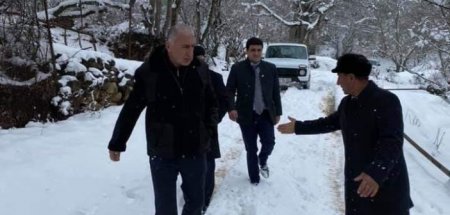 Lerikdə kobud seçki pozuntusu: İqbal Məmmədovun görüşlərini icra nümayəndələri təşkil edir (FOTOFAKT)