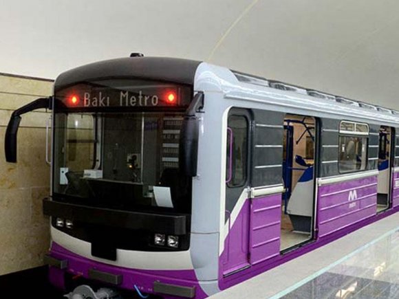 Bu gün sərnişinlər metroya pul ödəmədən düşdülər - SƏBƏB