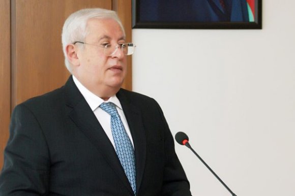 DTX Neftçala Rayon İcra Hakimiyyətinin binasında xüsusi əməliyyat keçirir