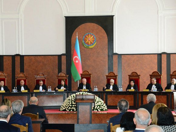 Konstitusiya Məhkəməsi Plenumunun iclası keçirilir - YENİLƏNİB - CANLI