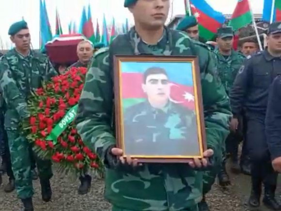 Şəhid olmuş sərhədçi əsgərimiz dəfn edildi - FOTO