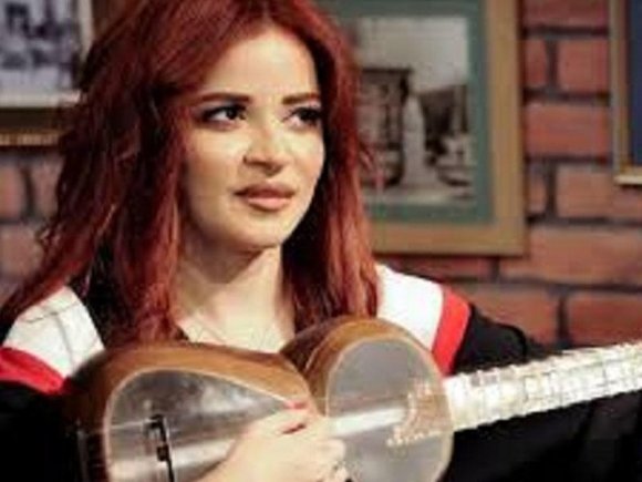 Bakıda tanınmış tarzənin avtomobilini qarət edən şəxs tutuldu