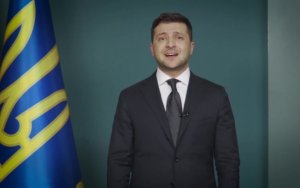 Zelenski koronavirusa görə xalqa müraciət etdi