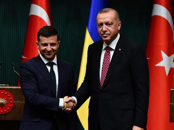 Ərdoğan və Zelenski koronavirusla mübarizəni müzakirə ediblər