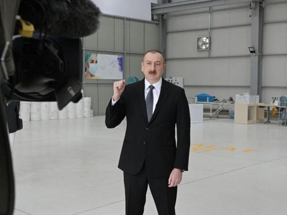 Prezident İlham Əliyev: "Aprelin 20-dən sonra biz koronavirusa qarşı mübarizədə addımlarımızı yaranacaq vəziyyətə uyğun şəkildə atacağıq"