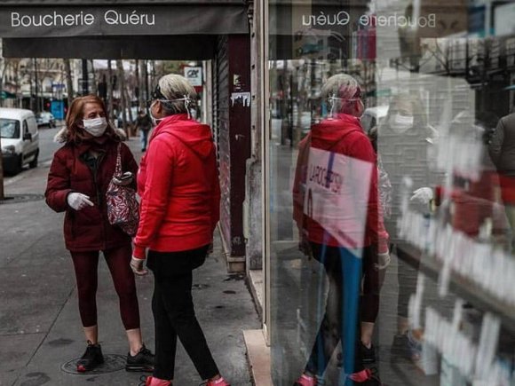 Fransada koronavirusdan ölənlərin sayı 10,8 mini ötüb