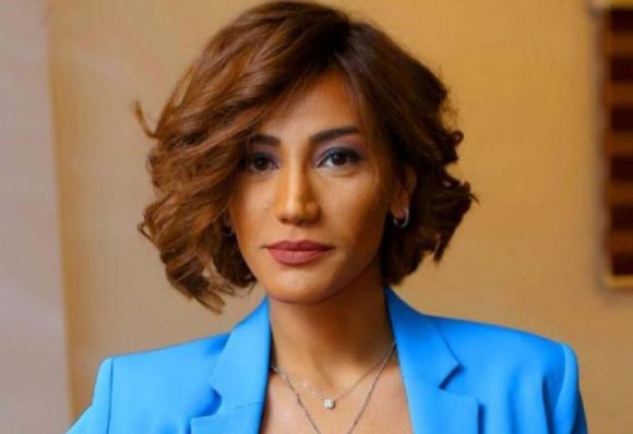 Röya seksual paylaşımı ilə gündəmi alt-üst etdi - FOTO
