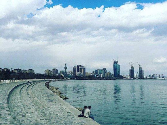 Bakıda 25 dərəcə isti olacaq