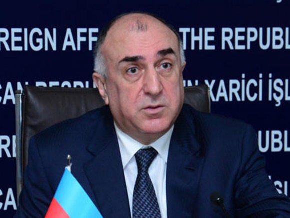 Elmar Məmmədyarov Lavrovla telefonla danışıb