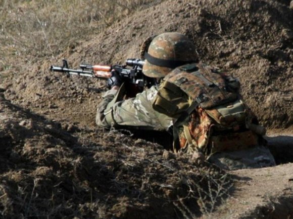 Erməni fəallar cəbhə xəttində itkilərini açıqladı, Ermənistan Müdafiə naziri tənqid atəşinə tutuldu