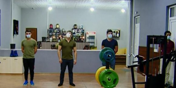 Gəncədə gizli fəaliyyət göstərən idman zalı aşkarlandı - FOTO