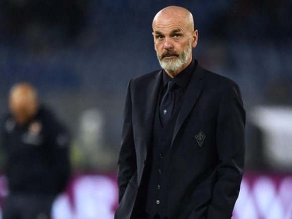 "Milan" baş məşqçi Pioli ilə müqaviləni uzadır