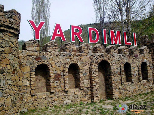 Yardımlıda rəsmən Ramiz Mehdiyev ab-havası hökm sürür... - Nə başçı, nə da müavinləri özlərini dəyişə bilmirlər...
