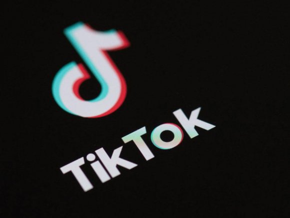 "TikTok"un rəhbəri vəzifədən getdi