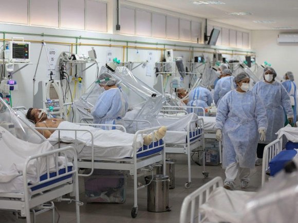 Braziliyada bir gündə koronavirusa 42 659 nəfər yoluxub