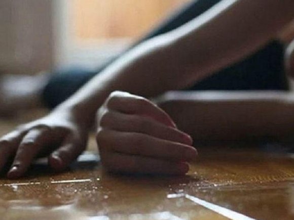 Şabranda qardaş bacısını suya ataraq öldürdü