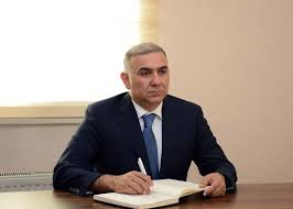 Uzun illərdir ki, Binəqədidə on nəfərlik ailə elektrik enerjisinə həsrət qalıb - VİDEO-FAKT