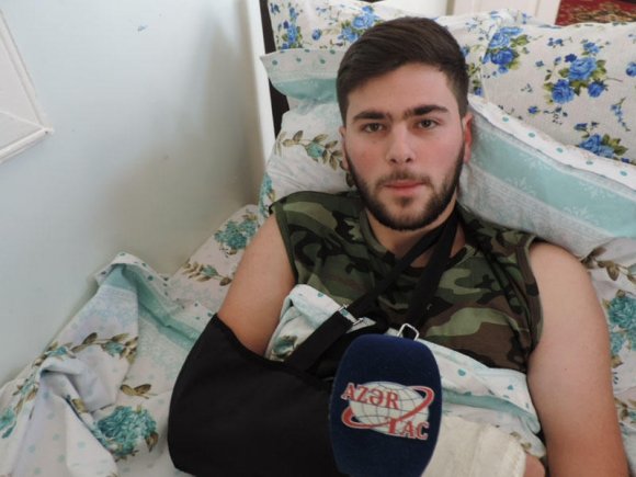 Yaralı əsgər: Xüsusi təyinatlılar sırasında döyüşən qardaşımla Şuşada görüşməyi arzu edirdim - FOTO