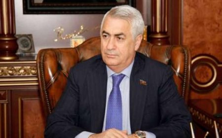 Cavid Qurbanovun əlavə pul qazanmaq ehtirası... - FOTO