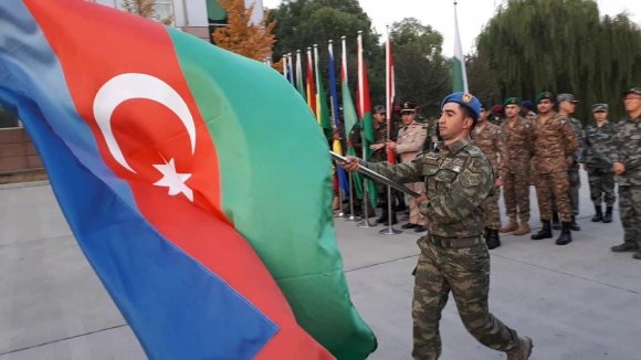 Qarabağda yaşanan hisslər hər sevgidən üstündür... Şəhidlərin xatirəsinə həsr olunmuş "Olmayan Bir Müsahibə ..." - FOTO