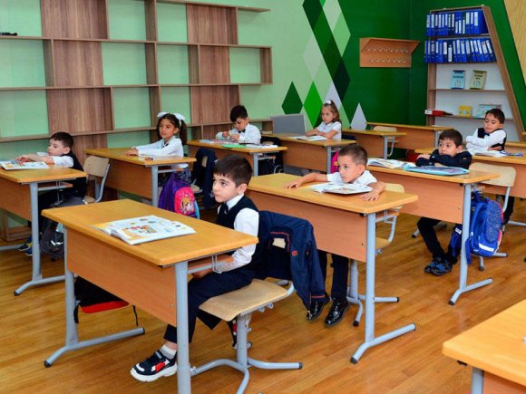 Bu gündən 628 651 şagird məktəbə gedəcək