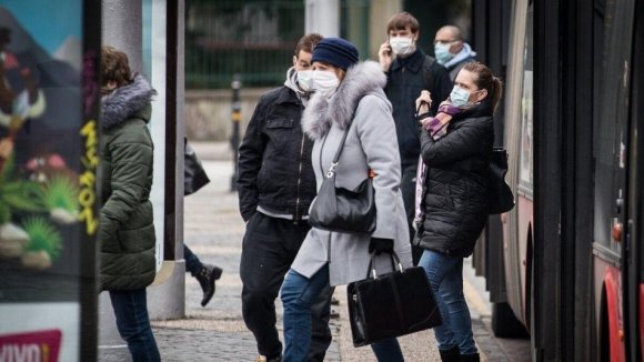 Slovakiyada fövqəladə vəziyyət rejimi 40 gün uzadıldı