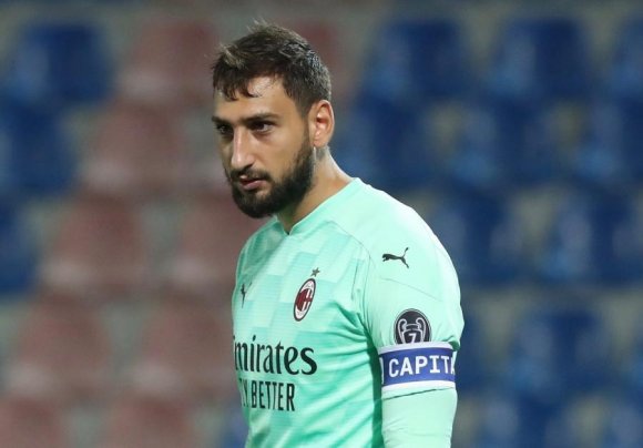 Raiola üçün "Milan"dan bunu tələb edir