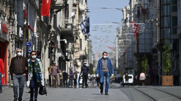 Türkiyədə koronavirusdan sağalanların sayı 2,6 milyon nəfərə çatır